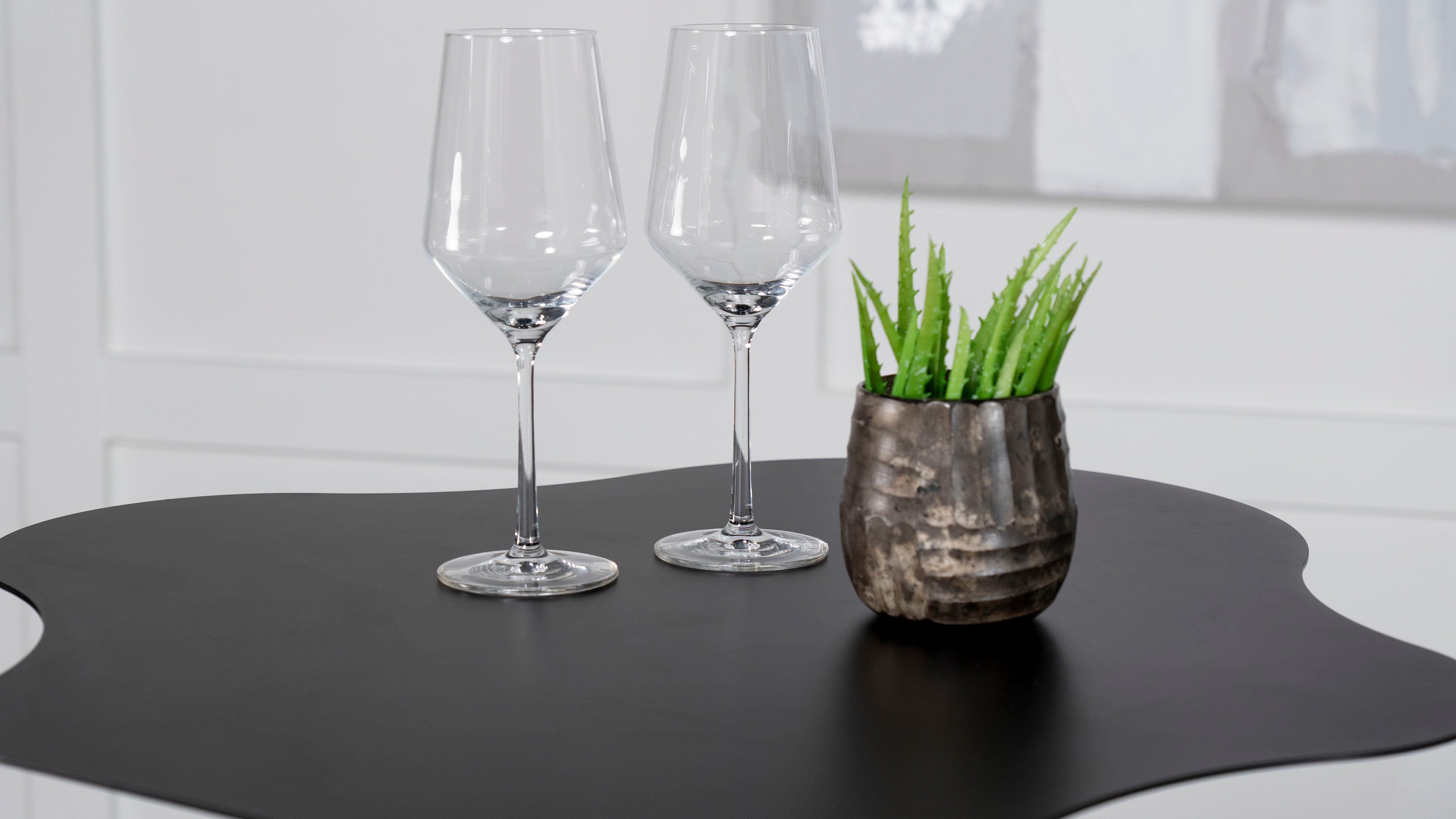 Keanu Curved 29-inch Cloud-Shaped Bistro Bar Table Black