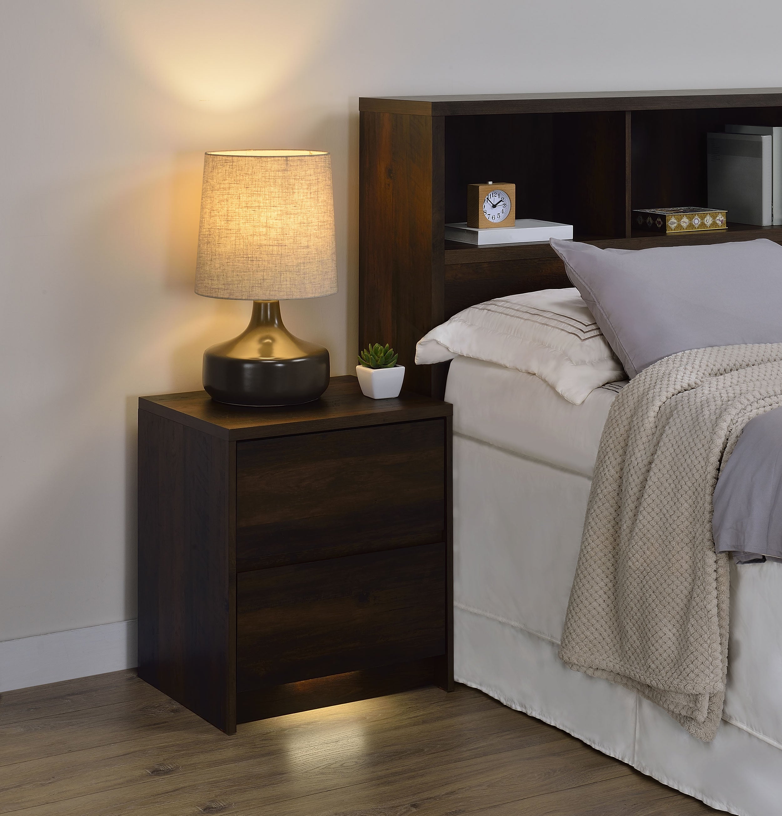 Westpark 2-drawer Nightstand LED s and USB