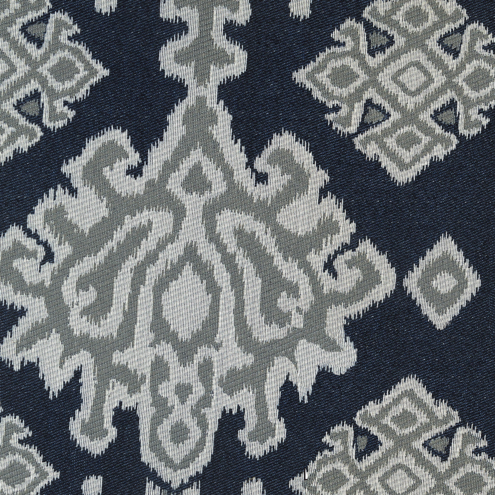 Salizar Upholstered Flared Arm Loveseat