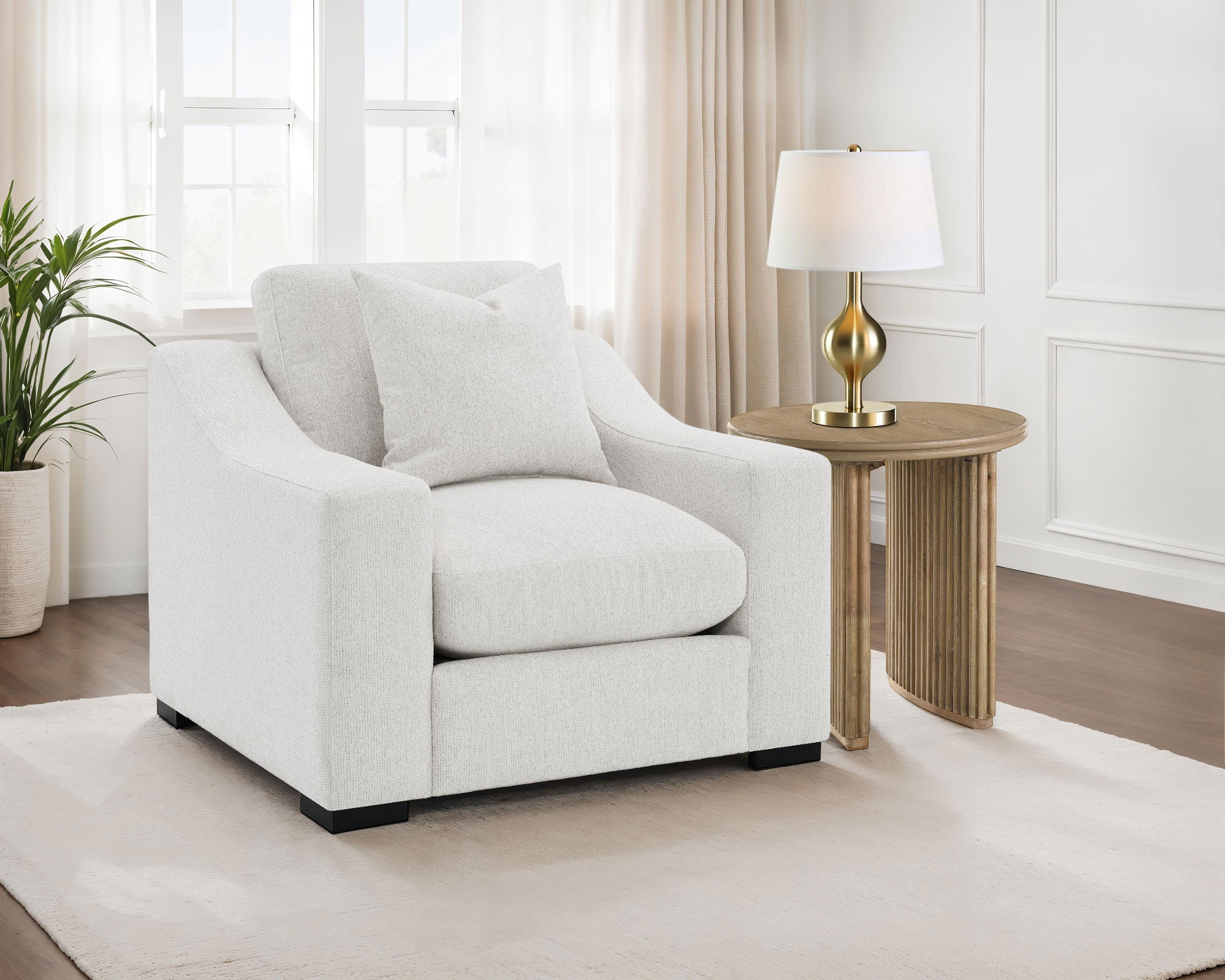 Ashlyn Upholstered Sloped Arm Accent Chair