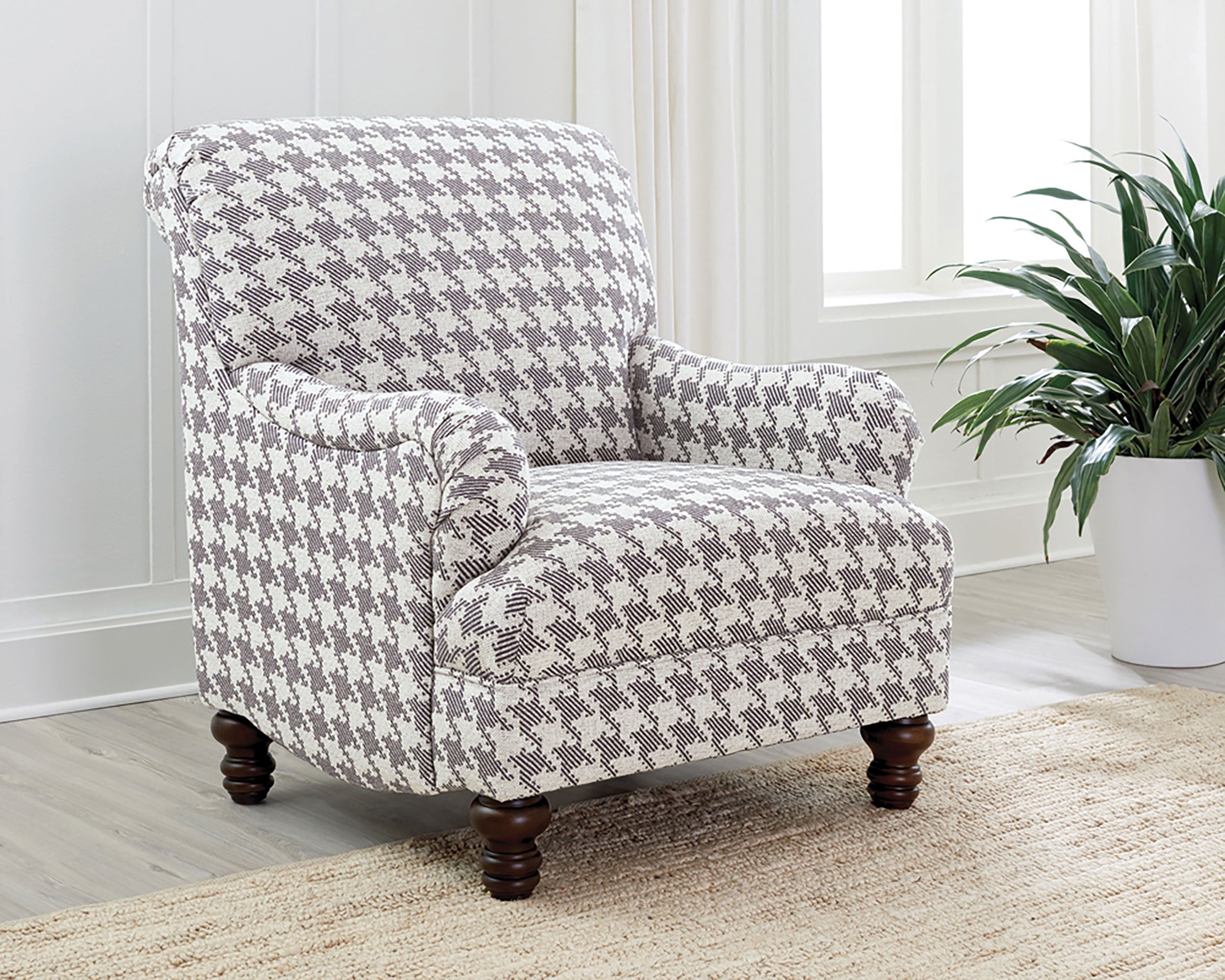 Glenn Upholstered English Arm Accent Chair