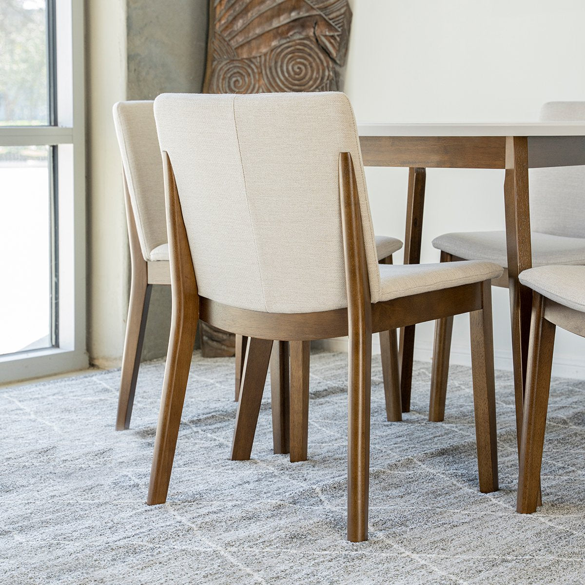 Aliana Dining Set With 4 Virginia Beige Chairs (White)