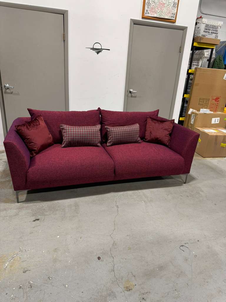 Gravity 3-Seat Sofa and love seat- Burgundy