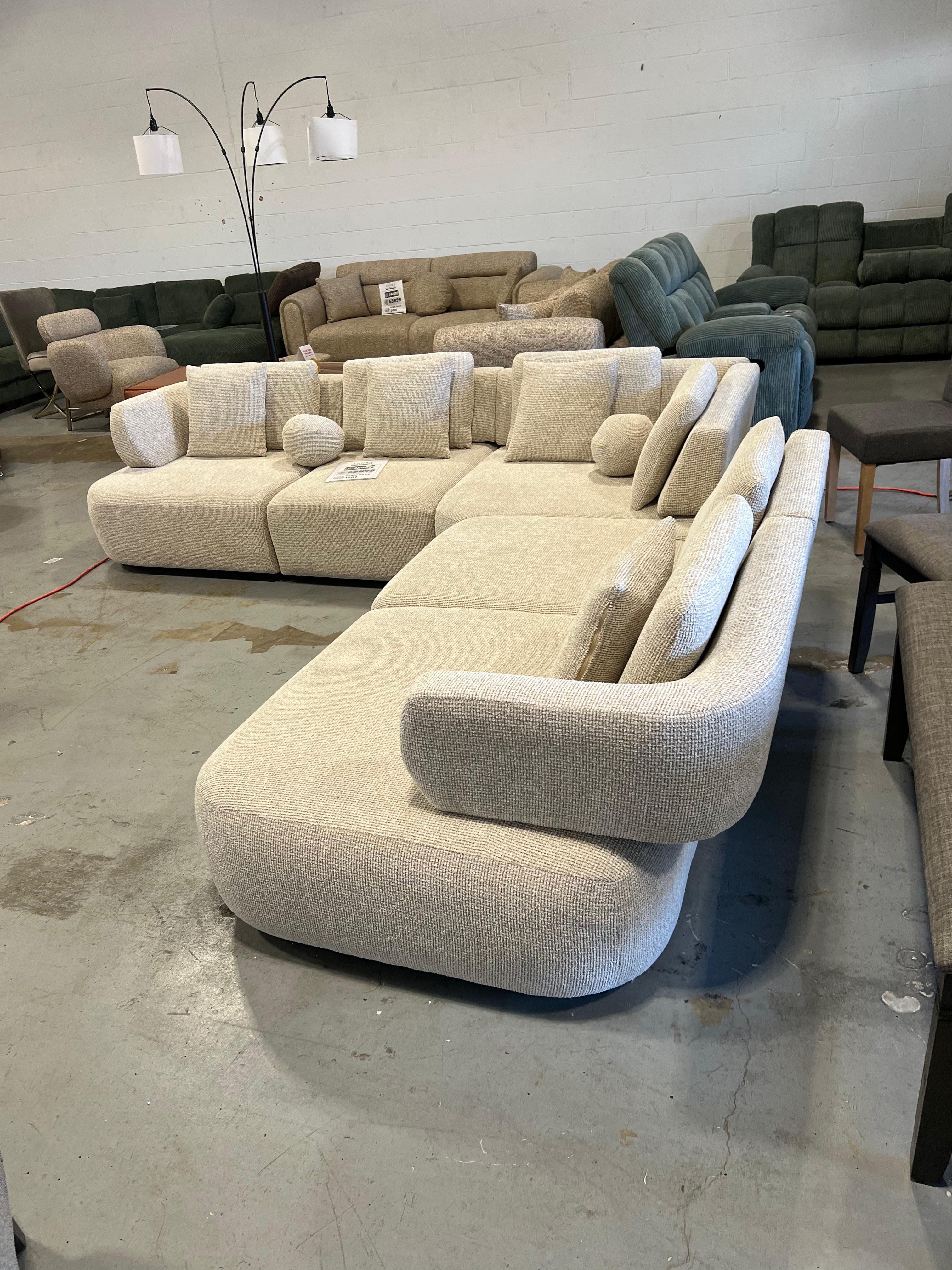 Lion modular Sectional set