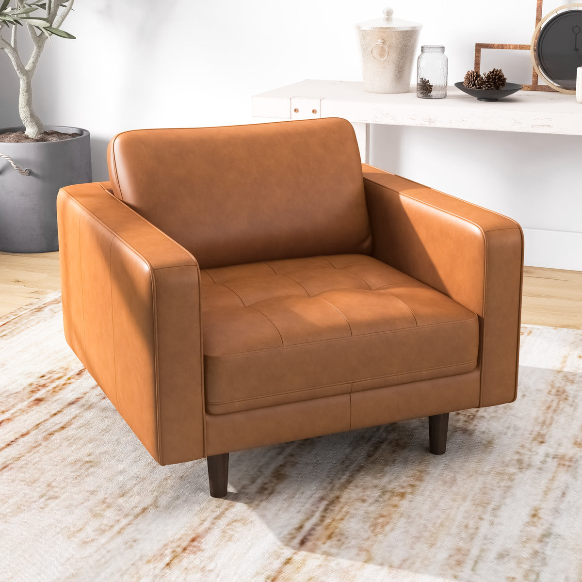 Tessa Leather Lounge Chair (Tan Leather)