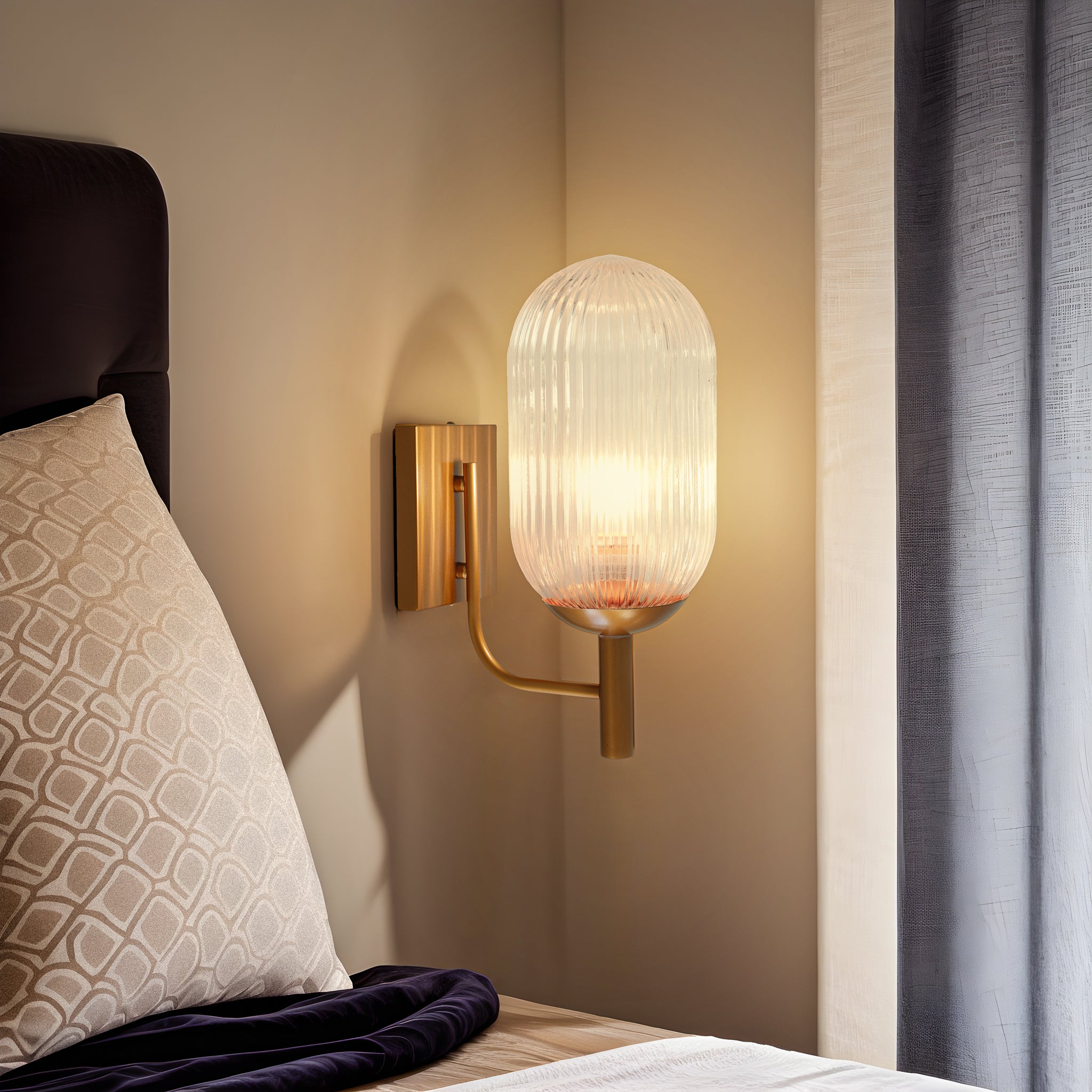 Dewdrop Wall Lamp - Bronze and Clear